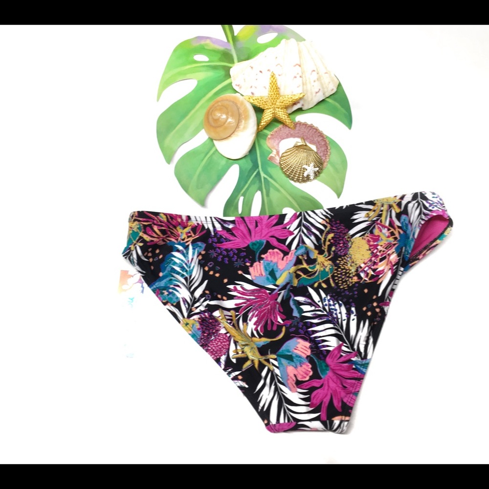 NWT Tropical print bikini bottom🌴🌴🌴🌴